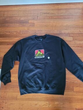Ben Davis Black Crewneck Sweatshirt with Logo Patch NWOT Large